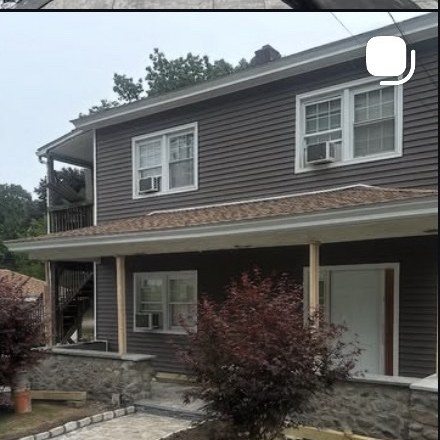 Stone veneer porch and entryway